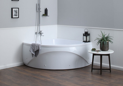 Акриловая ванна Aquanet Vitoria 135x135